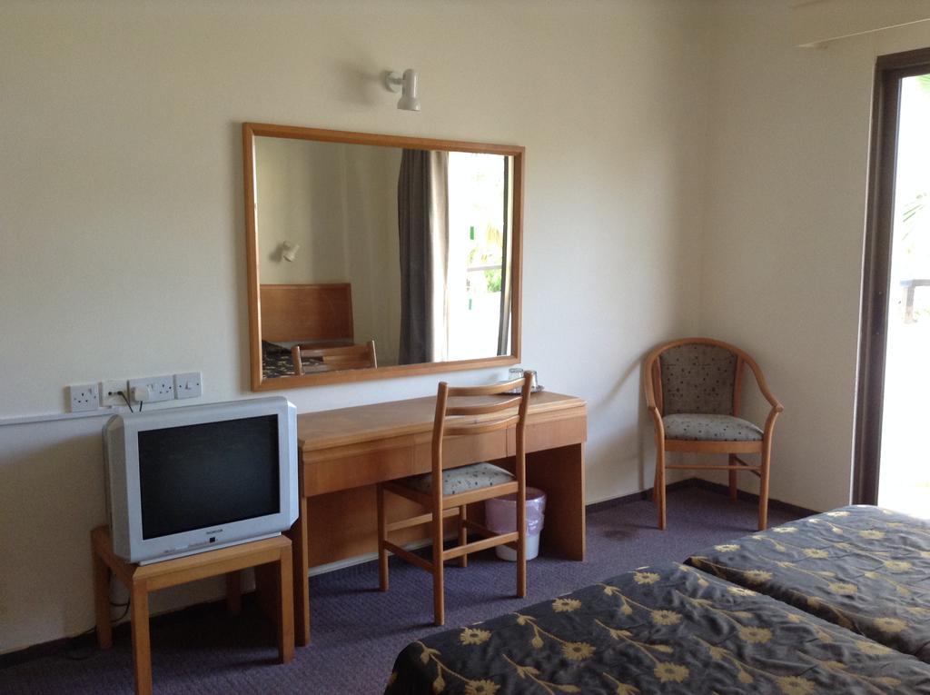 Harry'S Hotel Protaras Luaran gambar